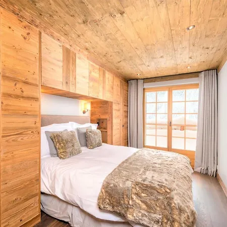 Ourson Brun By Mrs Miggins Chalet *