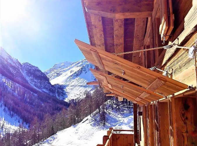 Ourson Brun By Mrs Miggins Alpesi faház Grimentz