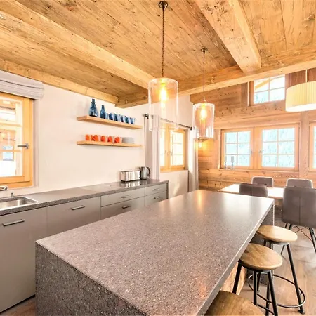 Chalet Ourson Brun By Mrs Miggins