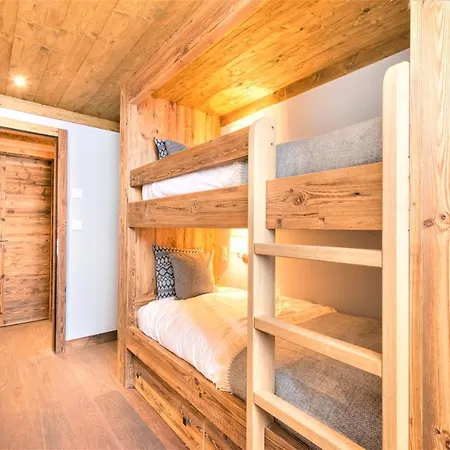 Chalet Ourson Brun By Mrs Miggins